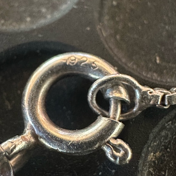 CIRCLE OF LIFE CZ PENDANT WITH ‘OPTIONAL’ 925 SOLID STERLING SILVER BOX CHAIN - Picture 3 of 10